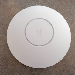 bộ phát Ubiquiti UniFi U6 LR - WiFi 6 chuẩn AX, tốc độ 3.0 Gbps, Hỗ trợ 300 User 1